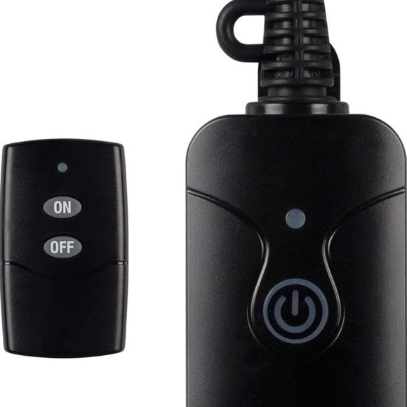 Outdoor/Indoor Wireless Outlet with Remote - Picture 2 of 6